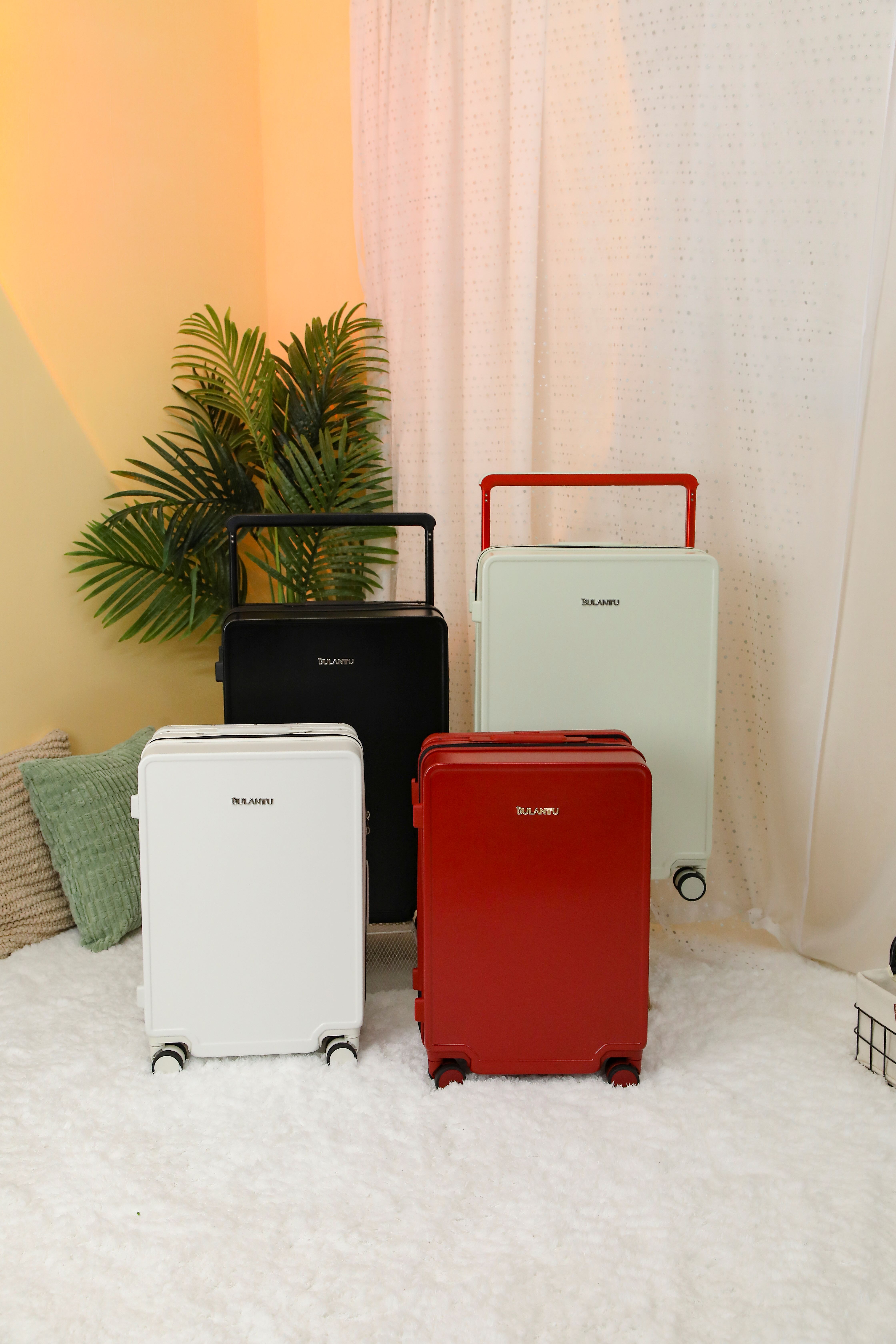 Koper bagasi PC kustom pabrik mengatur hard case 20 inci untuk dibawa ke dalam tas