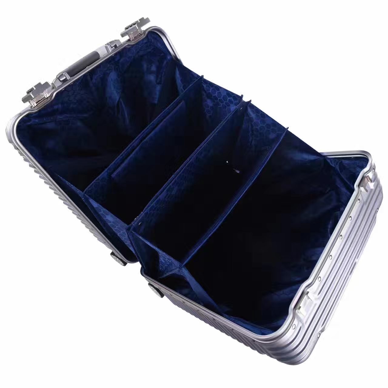 Bingkai aluminium 18 inci roda universal baording case desain khusus pabrik